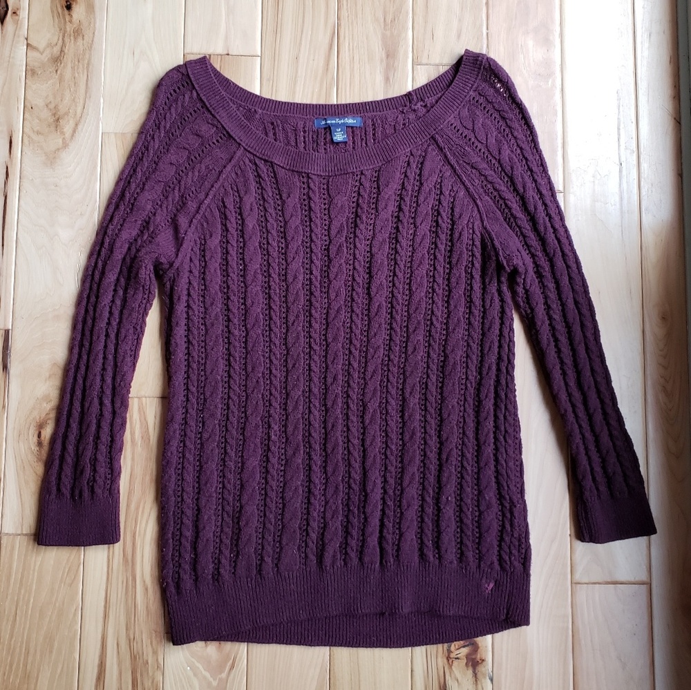 American Eagle Burgundy Sweater